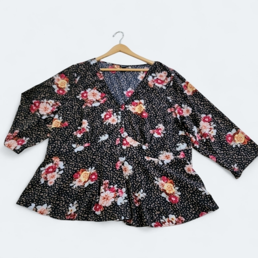 Torrid Floral Black Women's Top Size 3 = 3X